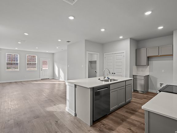 2nd image of 9010 Ocotillo Rdg