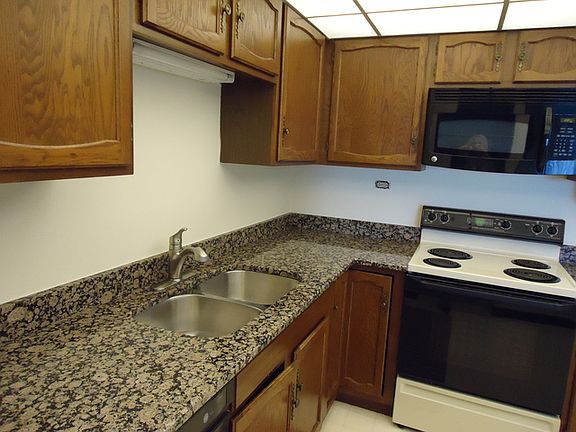 2nd image of 375 Plum Creek Dr #4062