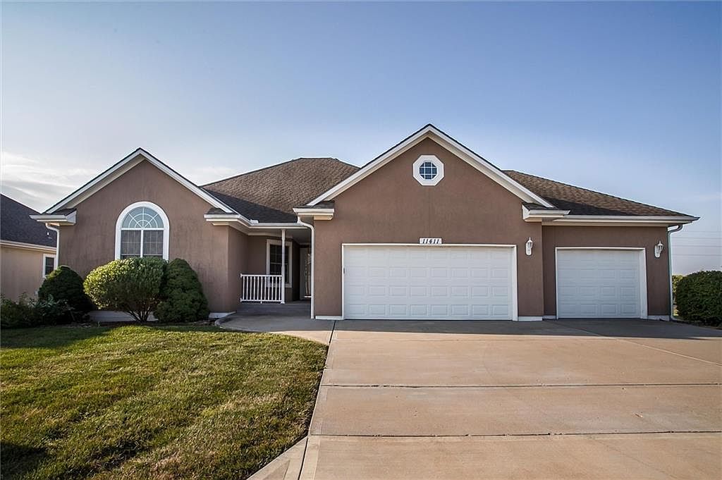 11411 Trevor Dr, Peculiar, MO 64078 Zillow