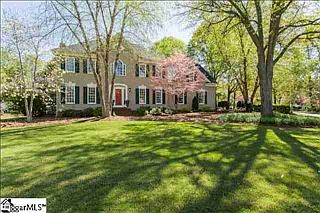 1st image of 4 Thorn Hill Ct