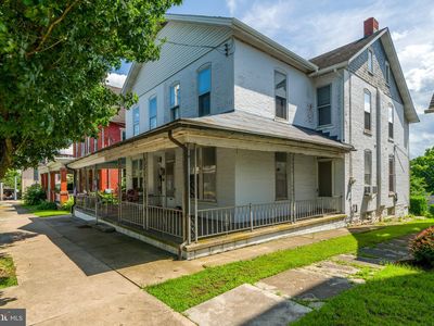 412 Main St, Denver, PA, 17517