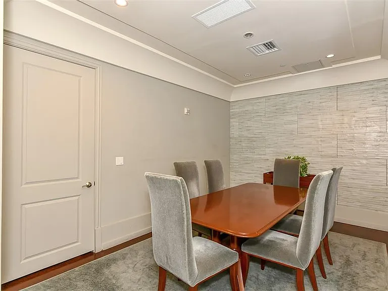 1350 Main St #903 — Photo 44