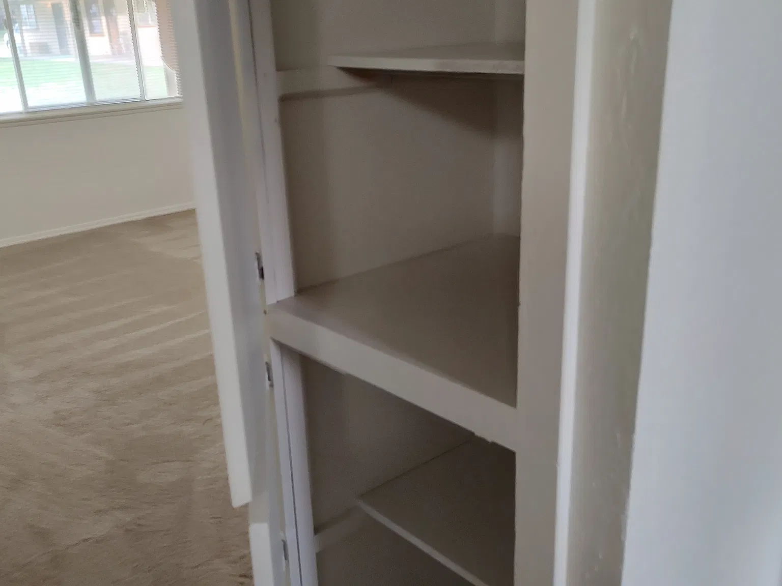 2 bed, 850 sqft, $1,050 — Photo 2