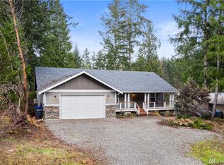 131 E Detroit Dr, Allyn, WA 98524