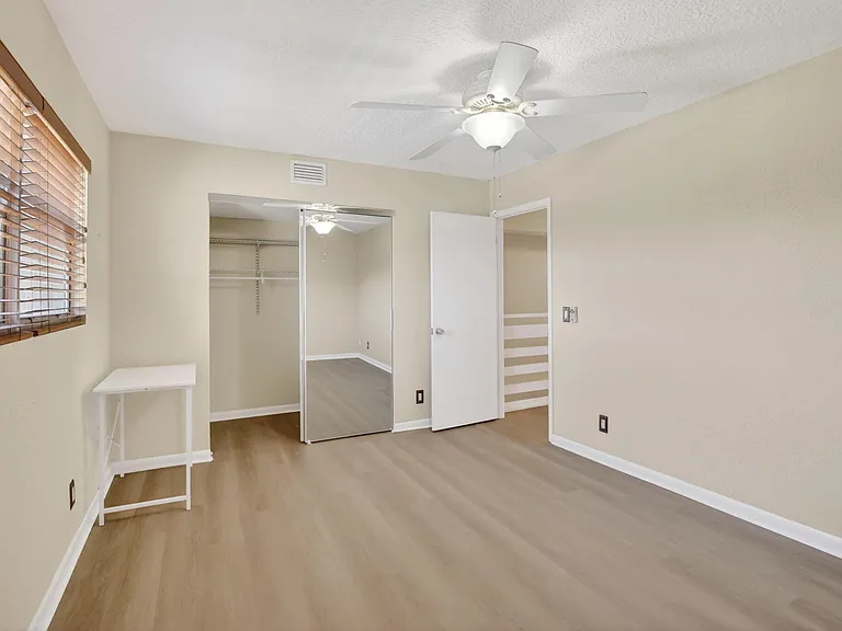 2520 Van Buren St #4 — Photo 29