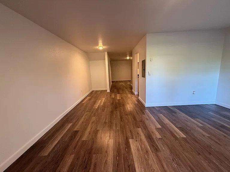 Baker 38 Apartments — Photo 19