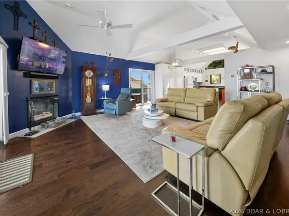 166 Falls Point Dr #2B, Lake Ozark, MO 65049