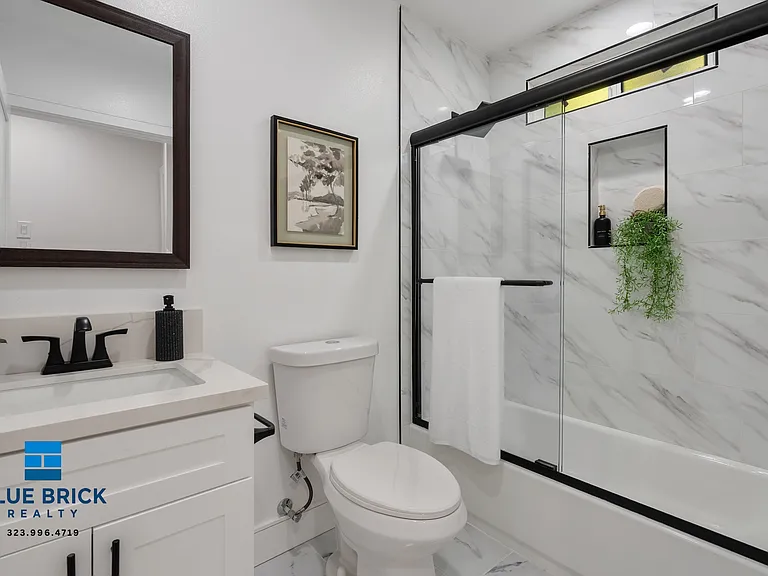 2708 S Cochran Ave #2708 — Photo 13