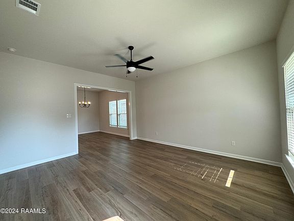 2nd image of 216 Peppercorn Way