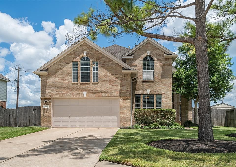 1st image of 1831 Branch Hill Dr