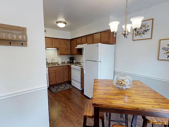 Two Bedroom Townhome Kitchen