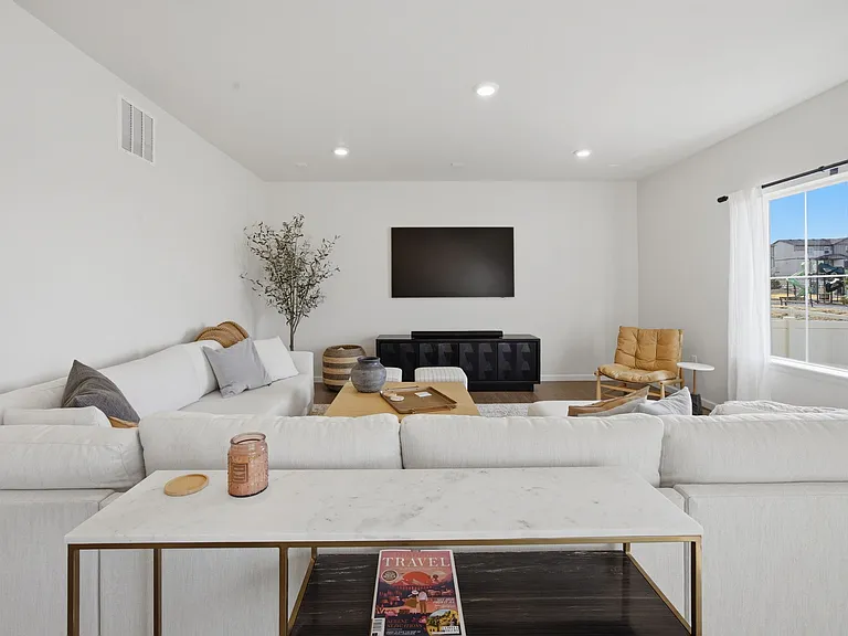 18035 Herrera Dr — Photo 9