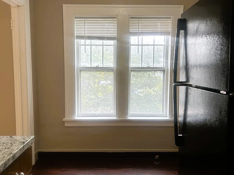 Tipperary Hill Apartments — Photo 12