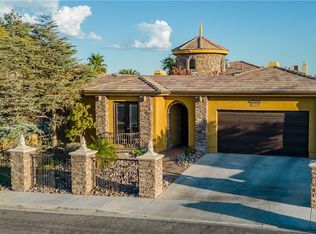 8223 Windrush Ave, Las Vegas, NV 89117