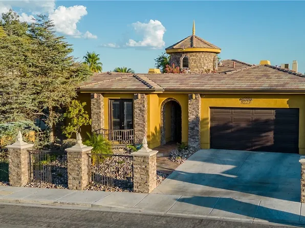 8223 Windrush Ave, Las Vegas, NV 89117