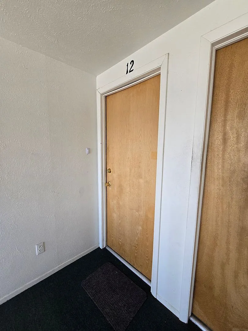1839 Terry — Photo 3