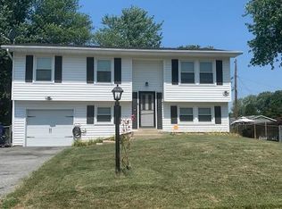 2881 S Chippewa St, Bryans Road, MD 20616