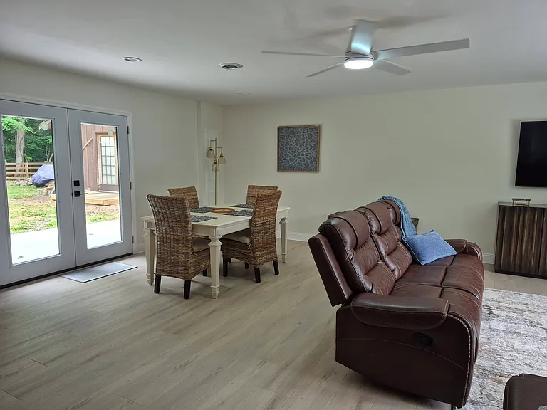 233 Marina Hills Cir NW — Photo 4