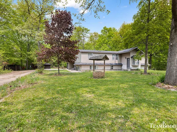 1339 Fonger St NE, Sparta, MI 49345