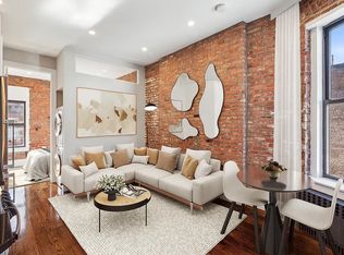119 Christopher St #4A, New York, NY 10014