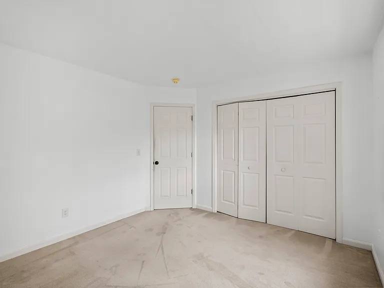 2 Oakline Ct — Photo 50