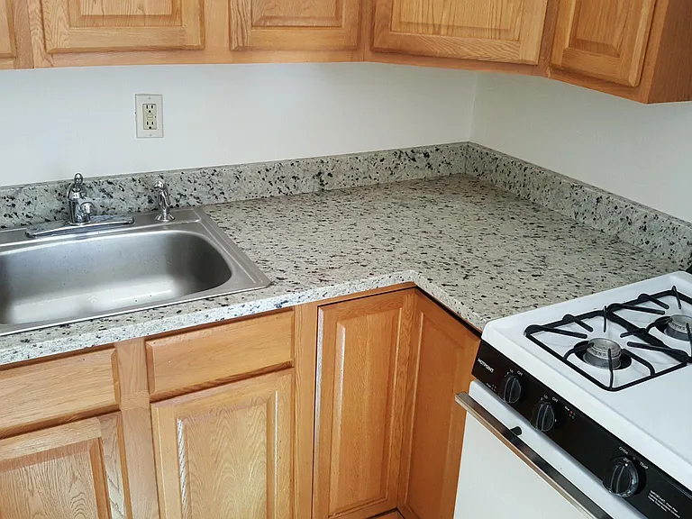1133 Gilbert St SE #2 — Photo 6