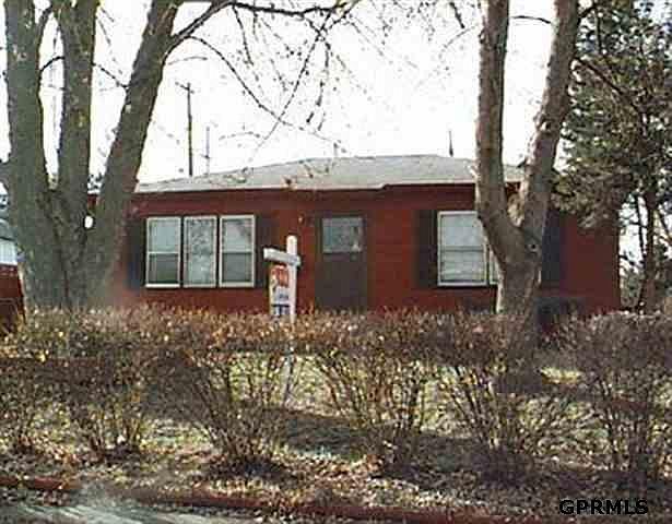 1st image of 7116 S 71st Ave