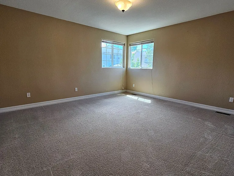 13952 E 107th Ave — Photo 11