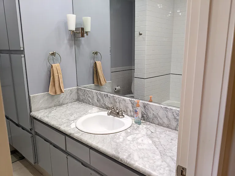 1818 Broadway St #204 — Photo 12