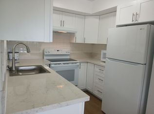 401 Hoaka Rd, Hilo, HI 96720