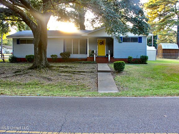 2nd image of 422 Weems Dr