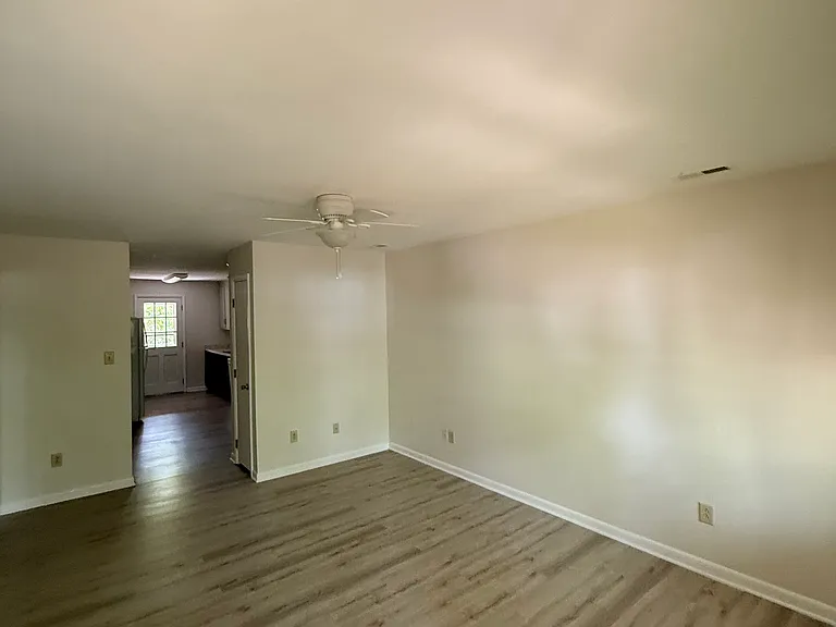 2505 Kilgore Ave — Photo 16