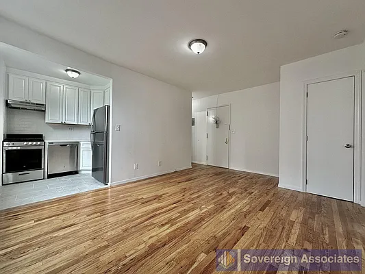 Rented by Sovereign Associates | media 3