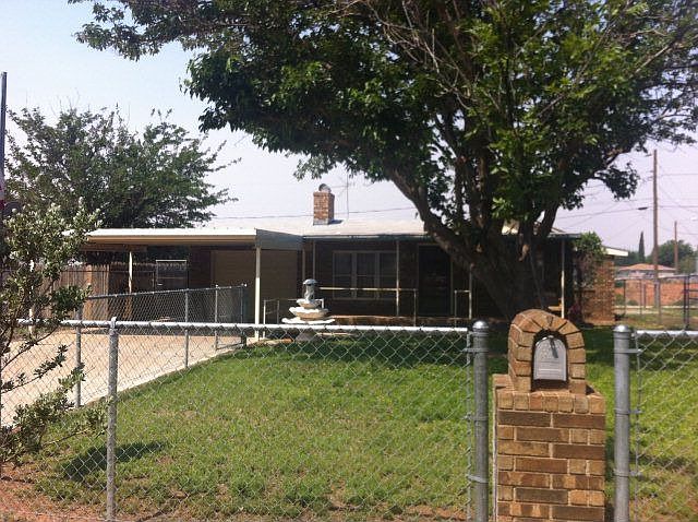 1st image of 811 NW 1st St