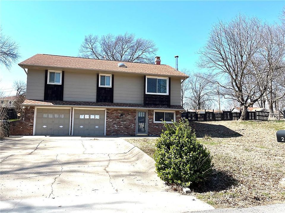 1st image of 204 Topeka Ave