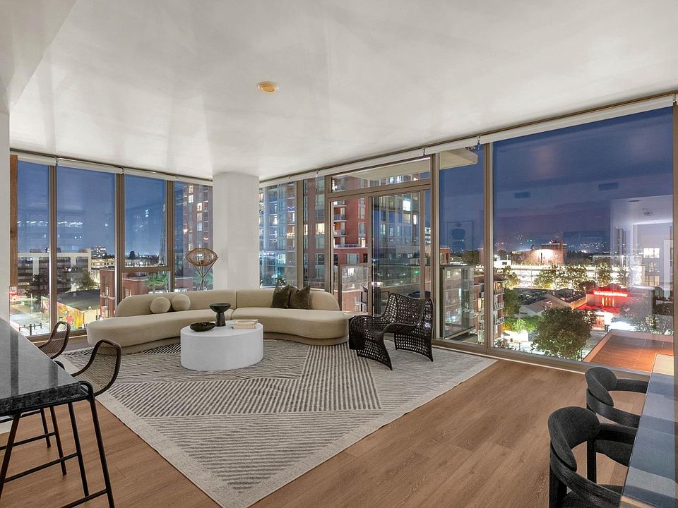 1st image of 38 N Almaden Blvd Unit 923