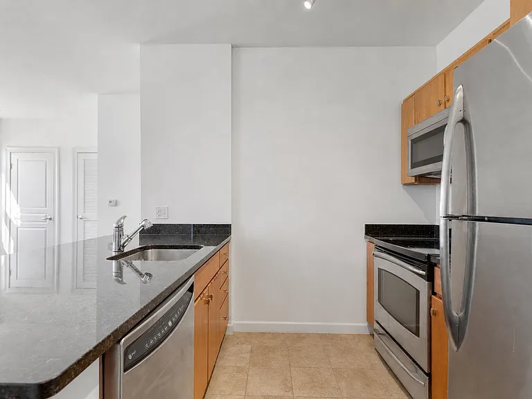 4 Repton Cir #4105 — Photo 8