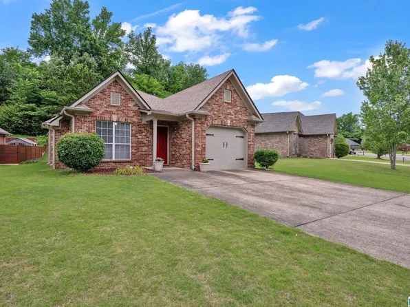 2080 Willow Glenn Dr, Birmingham, AL 35215