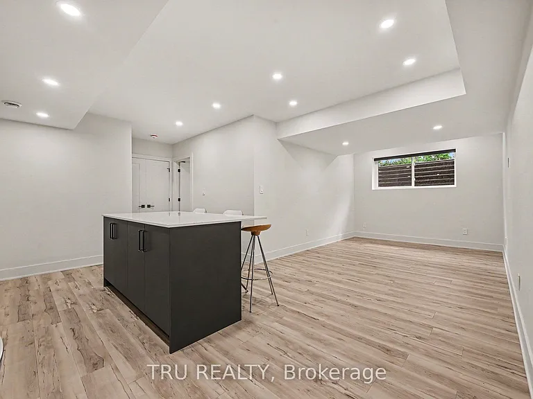 120 Glynn Ave #B — Photo 6