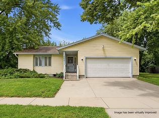 303 Ankeny St, Waterloo, IA 50703
