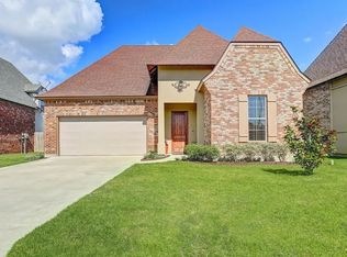 312 Overbrook Dr, Broussard, LA 70518