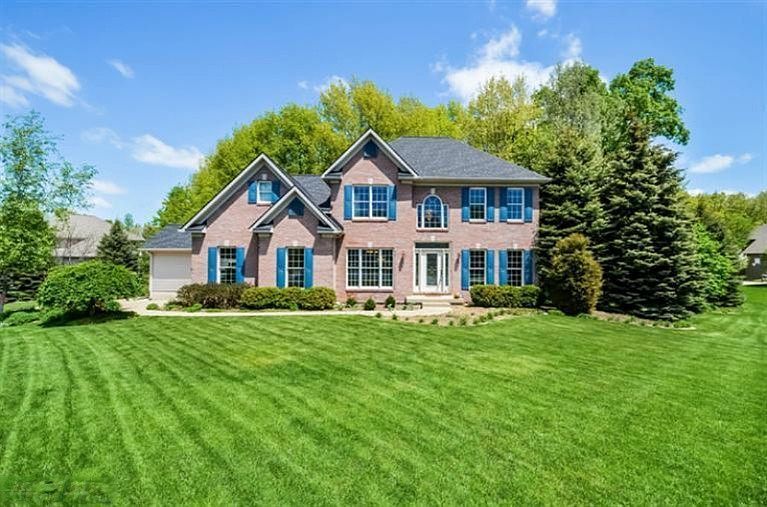 1st image of 3304 Falcon Bluff Ct NE