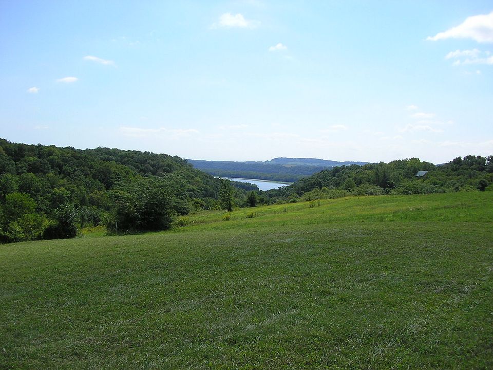 2nd image of Irish Ridge Rd