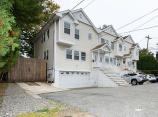 31 Warren St, New Rochelle, NY 10801