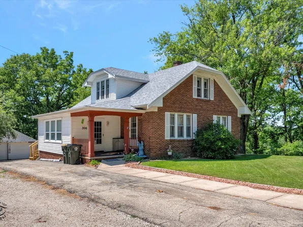 306 W Main St, Yorkville, IL 60560