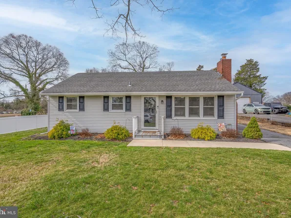 26 Pineview Ter, Bridgeton, NJ 08302