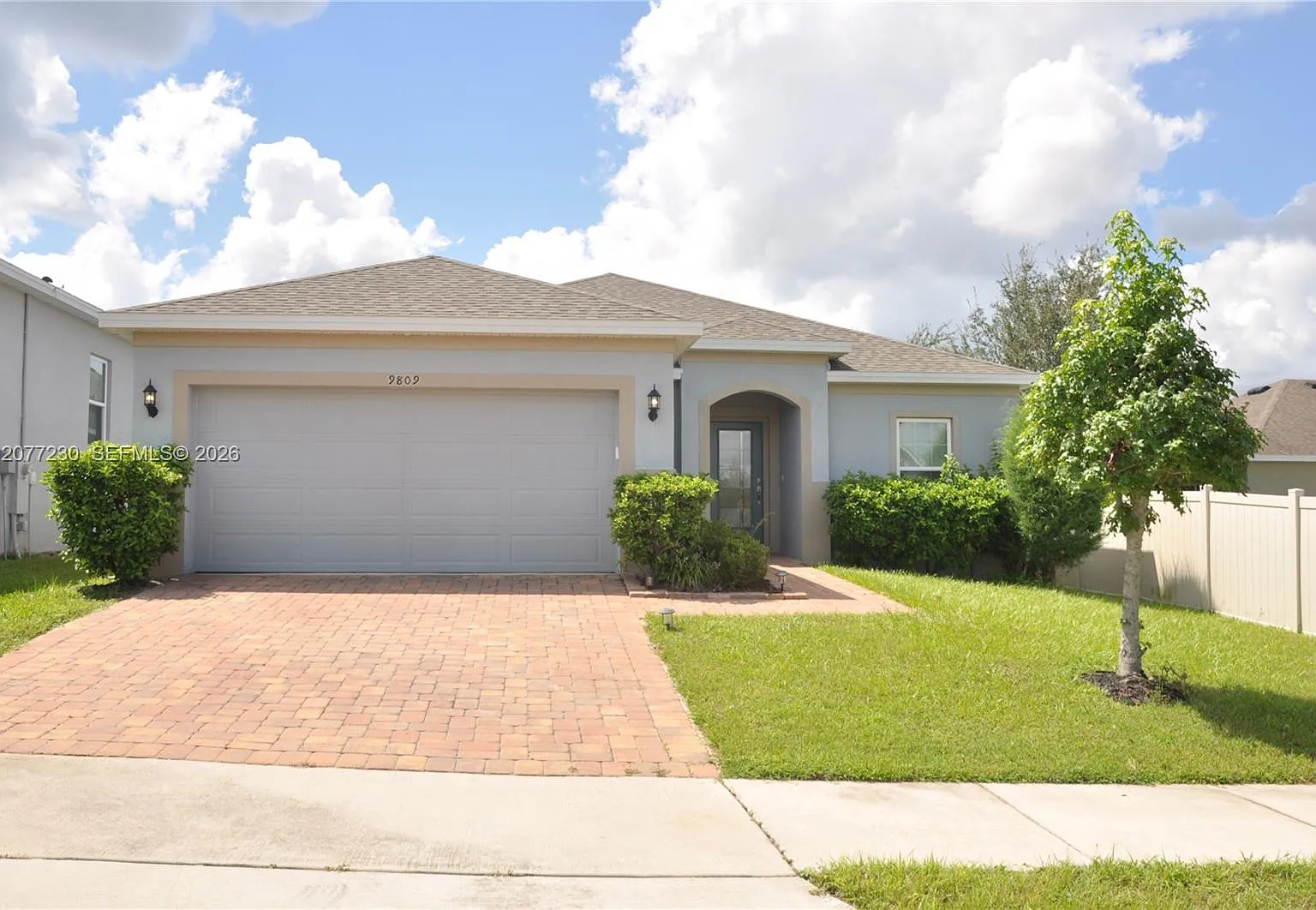 4 bed, 2.0 bath, 1730 sqft, $2,450 — Photo 1