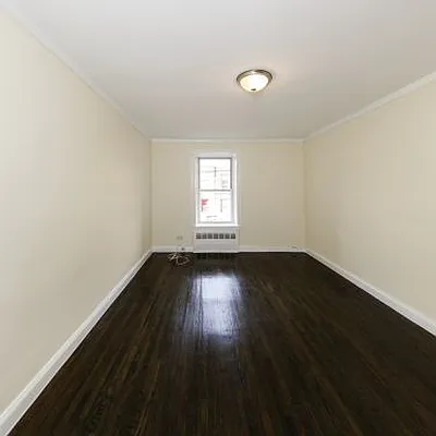 Rented by Icon Realty Management | media 2
