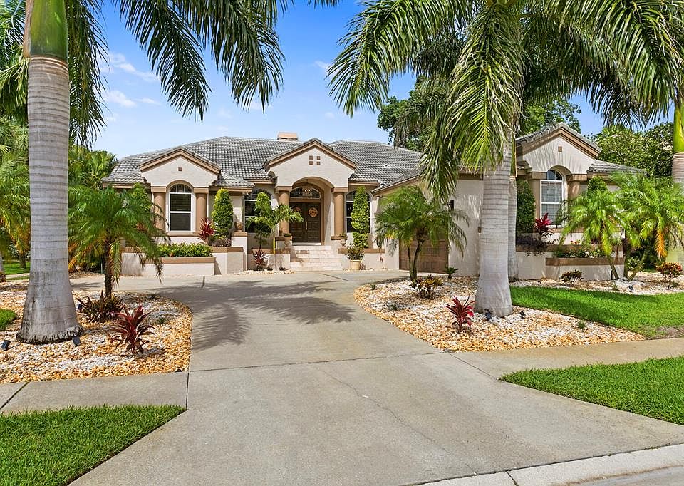 1st image of 6227 Pasadena Point Blvd