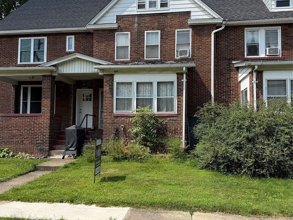 1st image of 864 Rumsey Ave